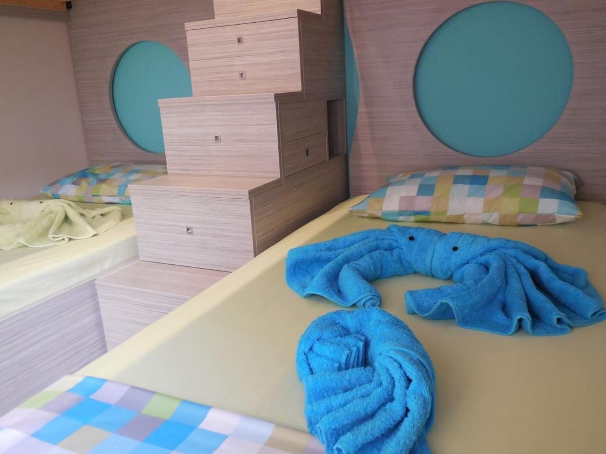Costa Petra - Luxury Seaside Cottage With Garden - Vacation House For Families In Greece Néa Meságkala 外观 照片